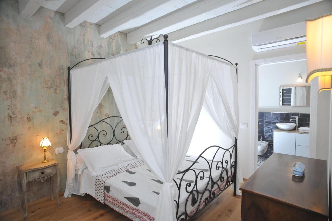 トレメッツォ Casa Lumaca Bed & Breakfast エクステリア 写真